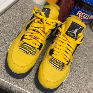 Thunder Jordan 4 flights